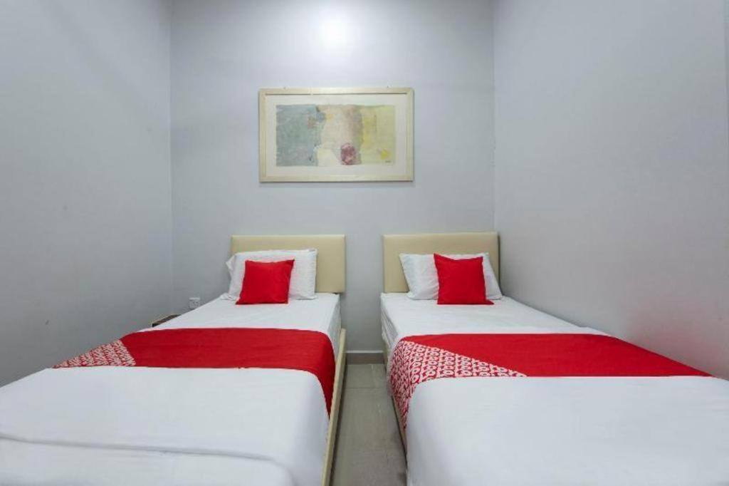 Oyo 90234 Sungai Rengit City Resort 2 Kampung Sungai Rengit Екстериор снимка