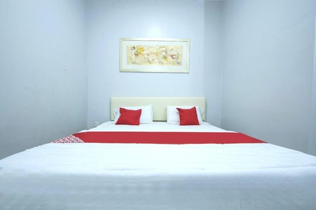 Oyo 90234 Sungai Rengit City Resort 2 Kampung Sungai Rengit Екстериор снимка
