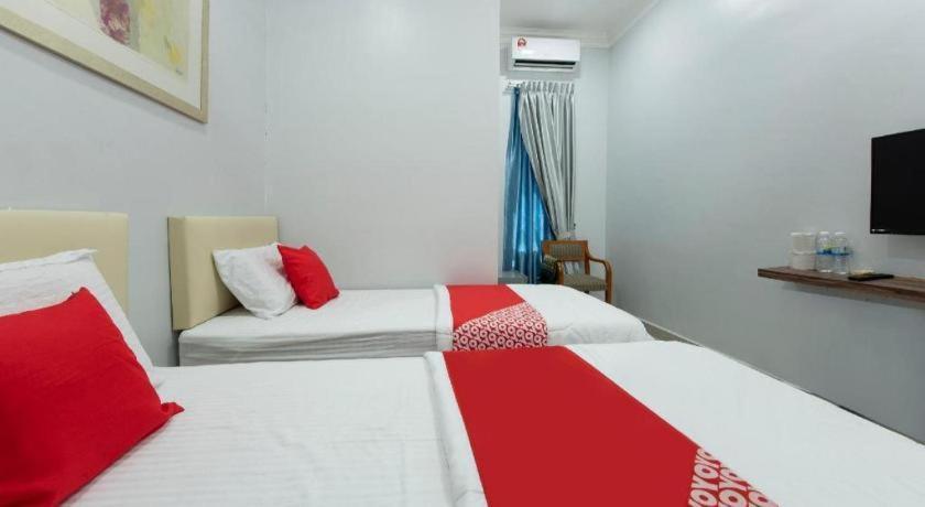 Oyo 90234 Sungai Rengit City Resort 2 Kampung Sungai Rengit Екстериор снимка