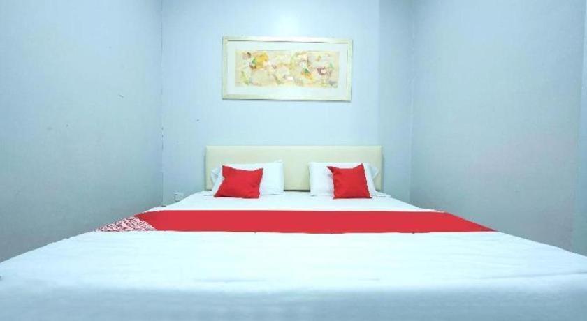 Oyo 90234 Sungai Rengit City Resort 2 Kampung Sungai Rengit Екстериор снимка