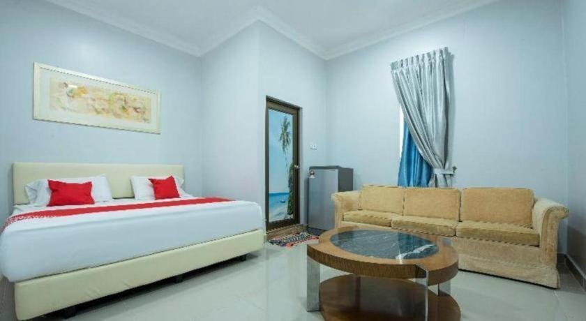 Oyo 90234 Sungai Rengit City Resort 2 Kampung Sungai Rengit Екстериор снимка